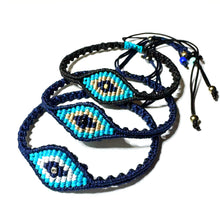 Load image into Gallery viewer, Evil eye macramé armband