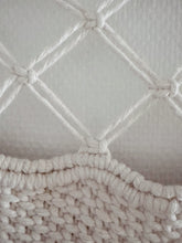 Afbeelding in Gallery-weergave laden, Woven serenity deco