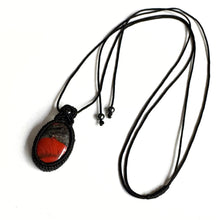 Afbeelding in Gallery-weergave laden, Sacred Vitality halsketting