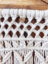 Afbeelding in Gallery-weergave laden, Healer macrame muurhanger
