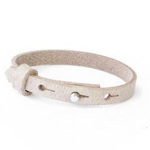 Afbeelding in Gallery-weergave laden, Lederen armbanden collectie