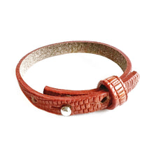Afbeelding in Gallery-weergave laden, Lederen armbanden collectie