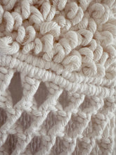 Afbeelding in Gallery-weergave laden, Woven serenity deco
