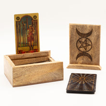 Afbeelding in Gallery-weergave laden, Sacred Tarot box – Mangohout Collectie
