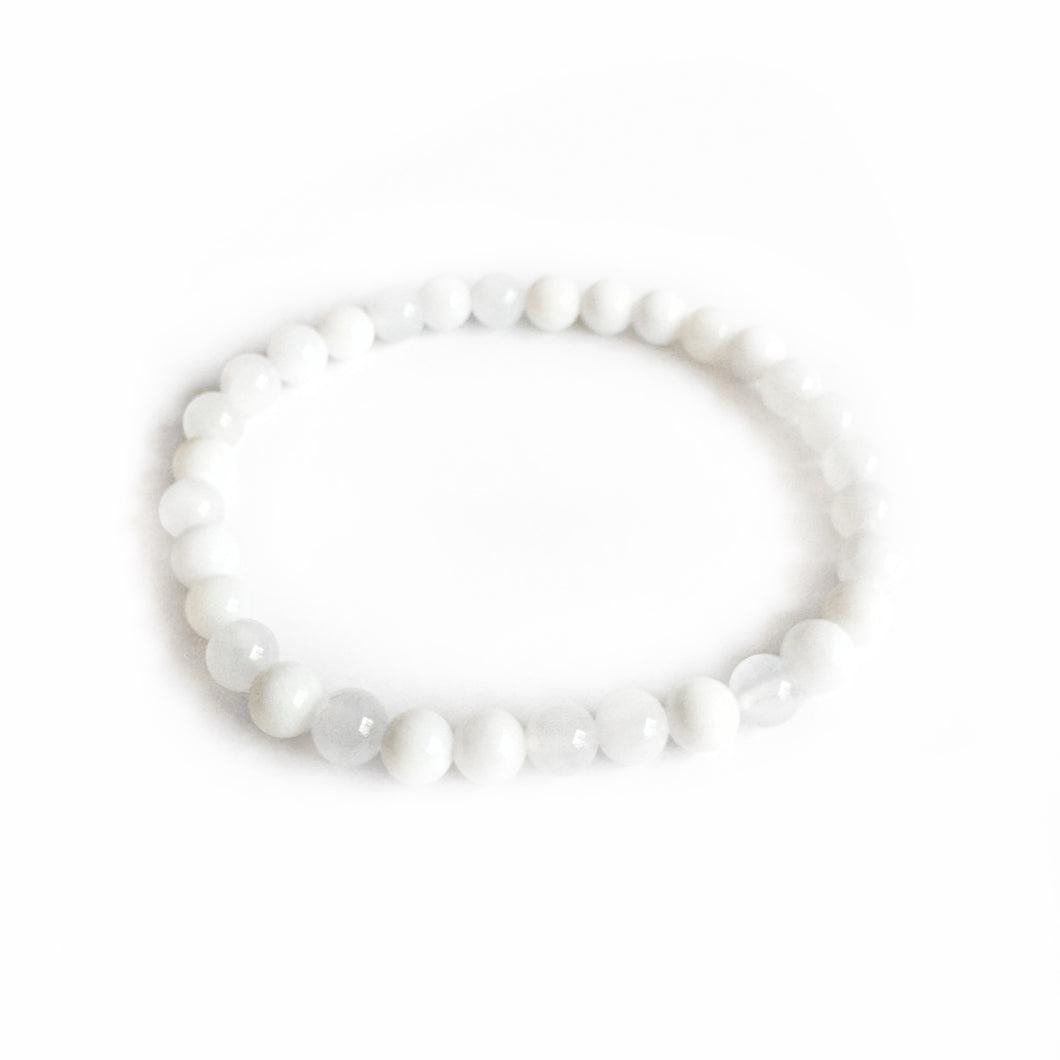 Witte Opaal naturel armband 6mm