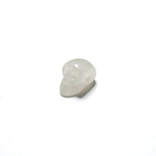 Afbeelding in Gallery-weergave laden, Skull mineraalsteen hanger
