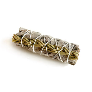 Salie Sweetgrass smudge