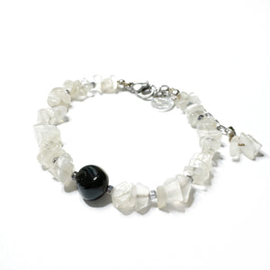 Moon protection armband