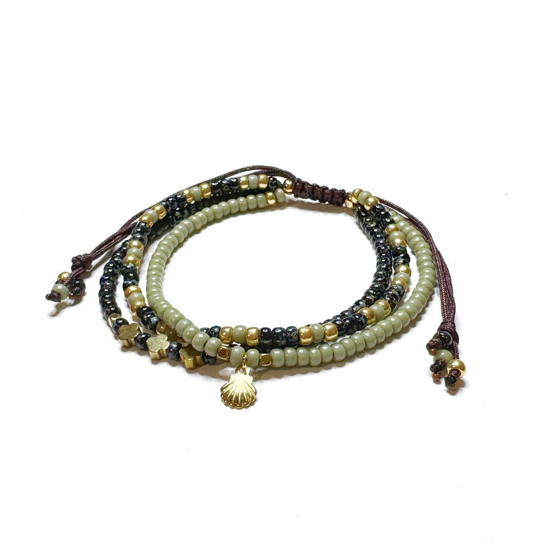 Hematite Clover & Shell armband