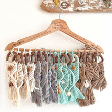 Load image into Gallery viewer, Mini macramé geur hanger Collectie
